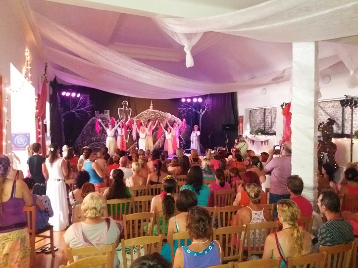 Jak bylo mezi Bohyněmi...